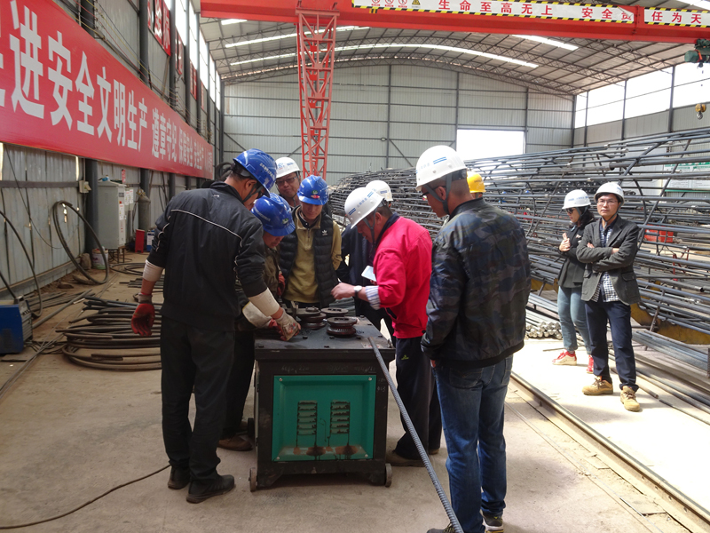 鋼筋加工場(chǎng)施工現(xiàn)場(chǎng).jpg